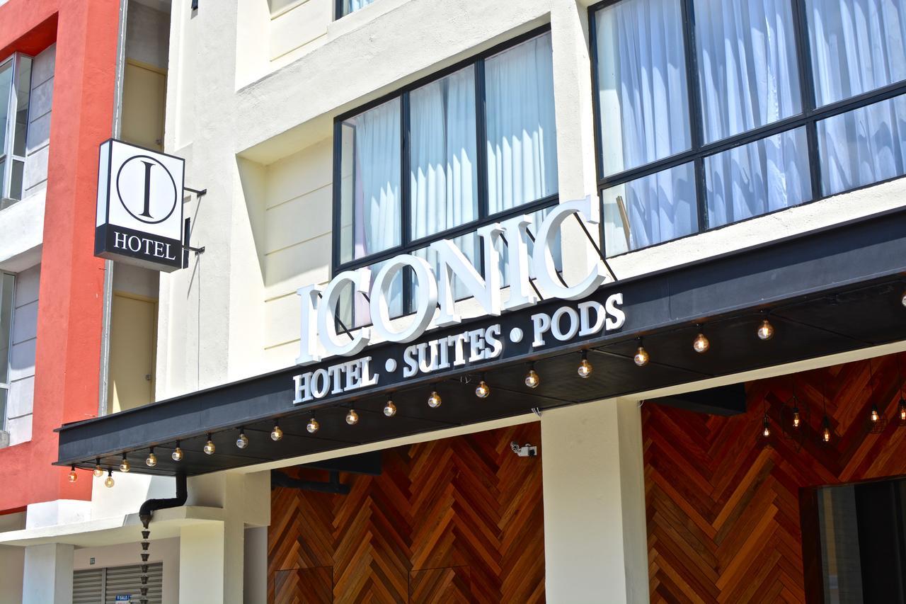 Hotel Iconic & Pods