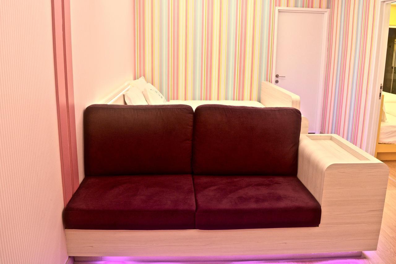 Iconic & Pods Hotel *