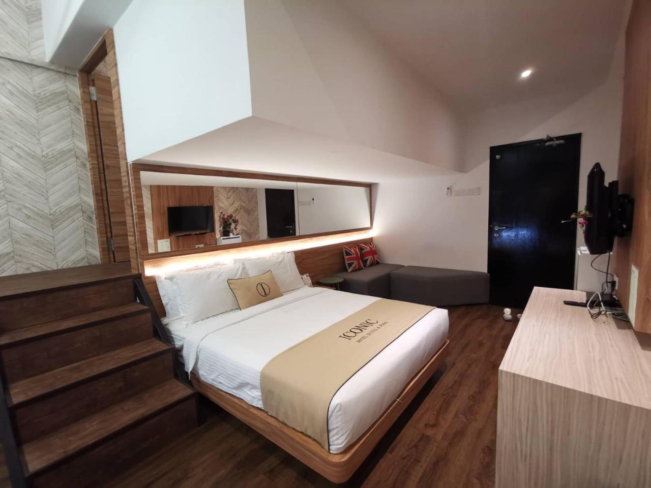 Iconic & Pods Hotel Ipoh